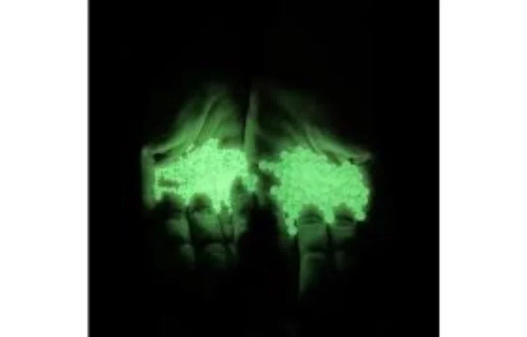 Glow in the dark gellets